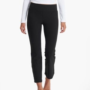 Vuori Mid Rise Elevation Slim Bootcut Size Small Black Heather